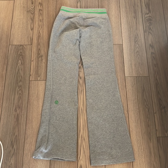 Lululemon grey flare pants - Picture 2 of 5